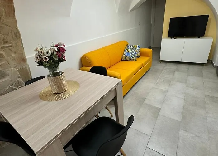Apartment Dante *